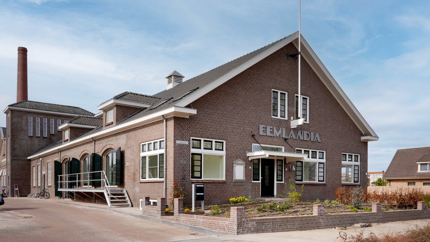 Eemlandia: woningen, appartementen en commercieel vastgoed